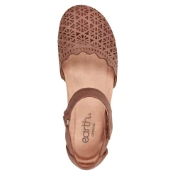 Discount Earth Shoes Bronnie Casual Slip-On Perforated Sandals Dark Brown