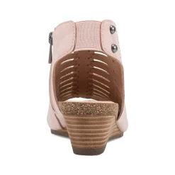 Best Earth Shoes Hana Round Toe Laser Cut Dress Sandals Light Pink