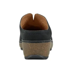 Discount Earth Shoes Kolia Round Toe Slip-on Casual Clogs Black