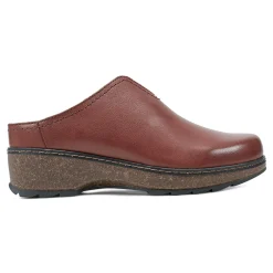 Outlet Earth Shoes Kolia Round Toe Slip-on Casual Clogs Medium Brown