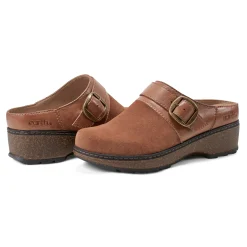 Hot Earth Shoes Kulla Slip-on Round Toe Casual Clogs Medium Natural